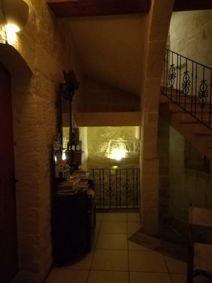 Arkati Literary B&B Sannat Exterior photo